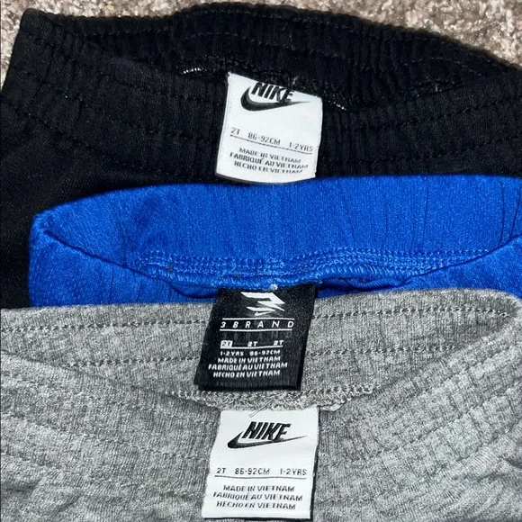 Nike Kids Shorts Set - Black, Gray, and Blue - Picture 4 of 4